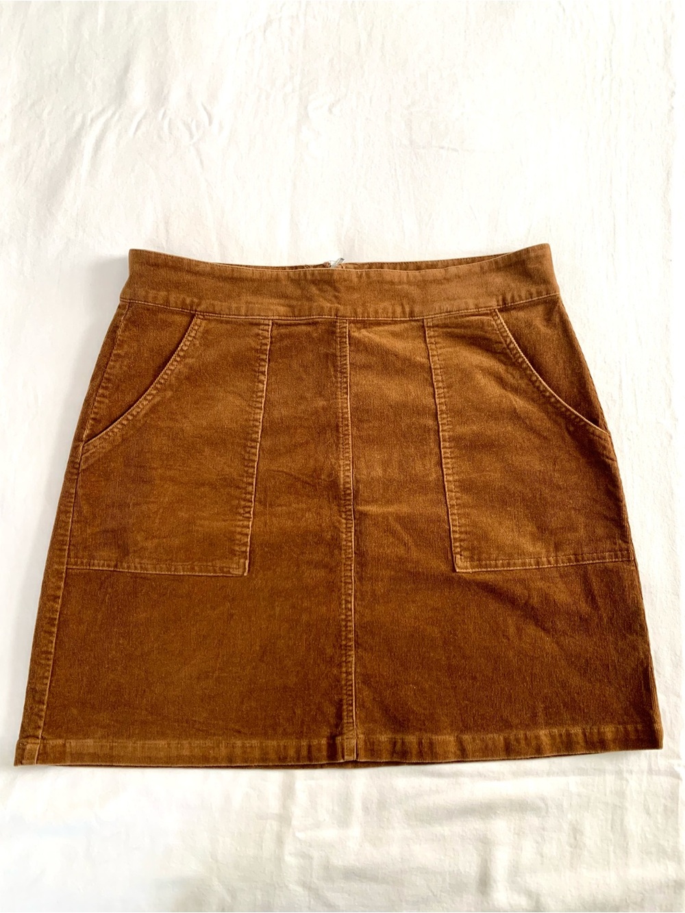 Warehouse Brand Women’s Brown Corduroy Mini Skirt. Size 14